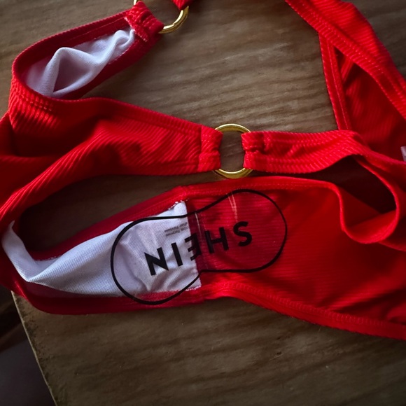 Red Ribbed Bikini Set with Gold Rings - Picture 4 of 4